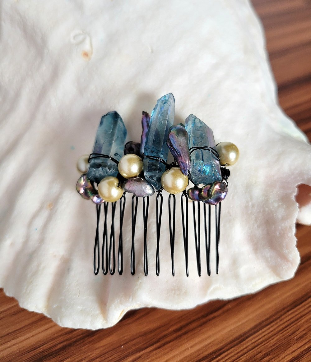 Image of Blue Quartz and Pearls Decorative Hair Comb