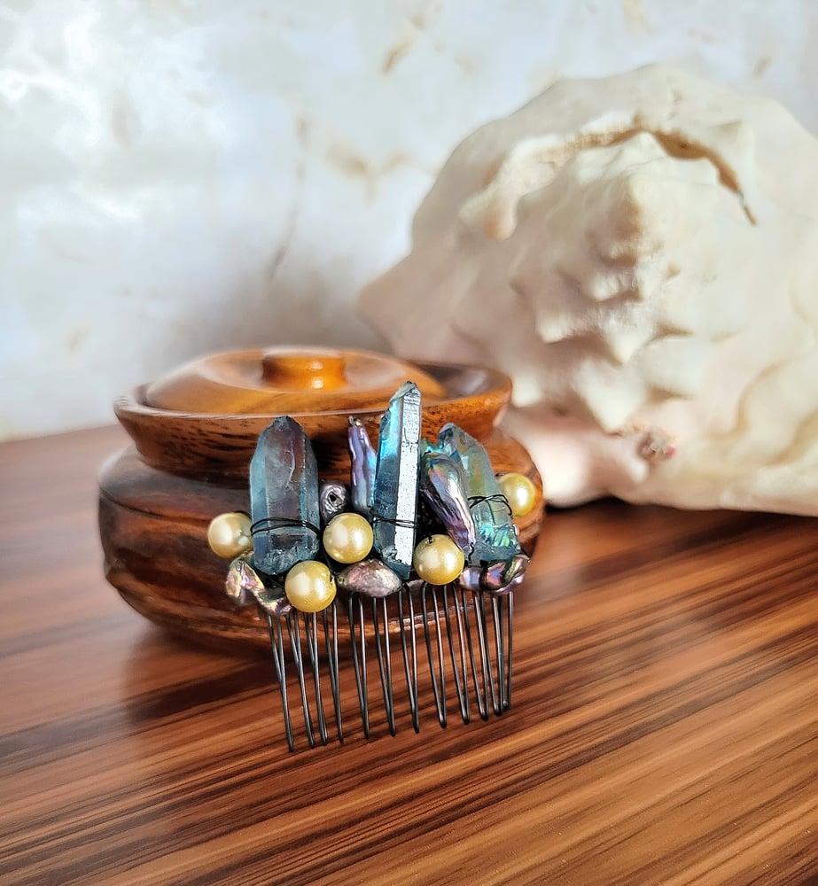 Image of Blue Quartz and Pearls Decorative Hair Comb