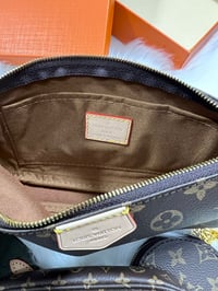 Image 4 of Lv Bag 1;1