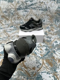 Image 7 of NEW B 9060