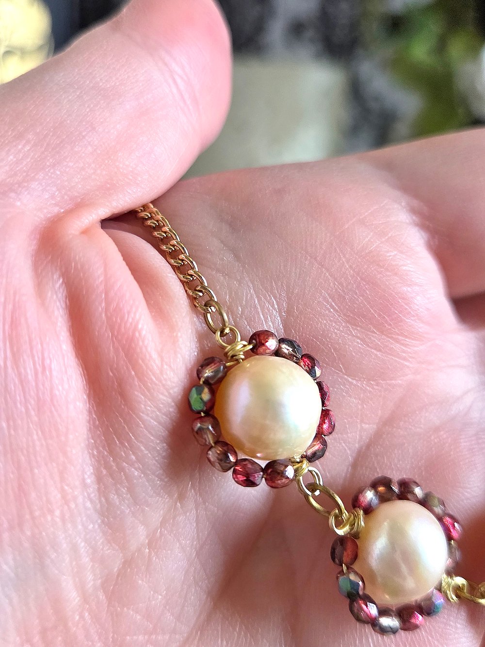 Image of Crimson Halo Pearl Necklace