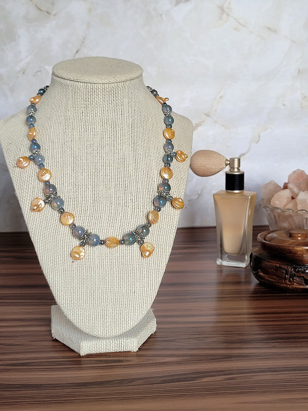 Image of Orange Pearls and Water Bubbles Necklace