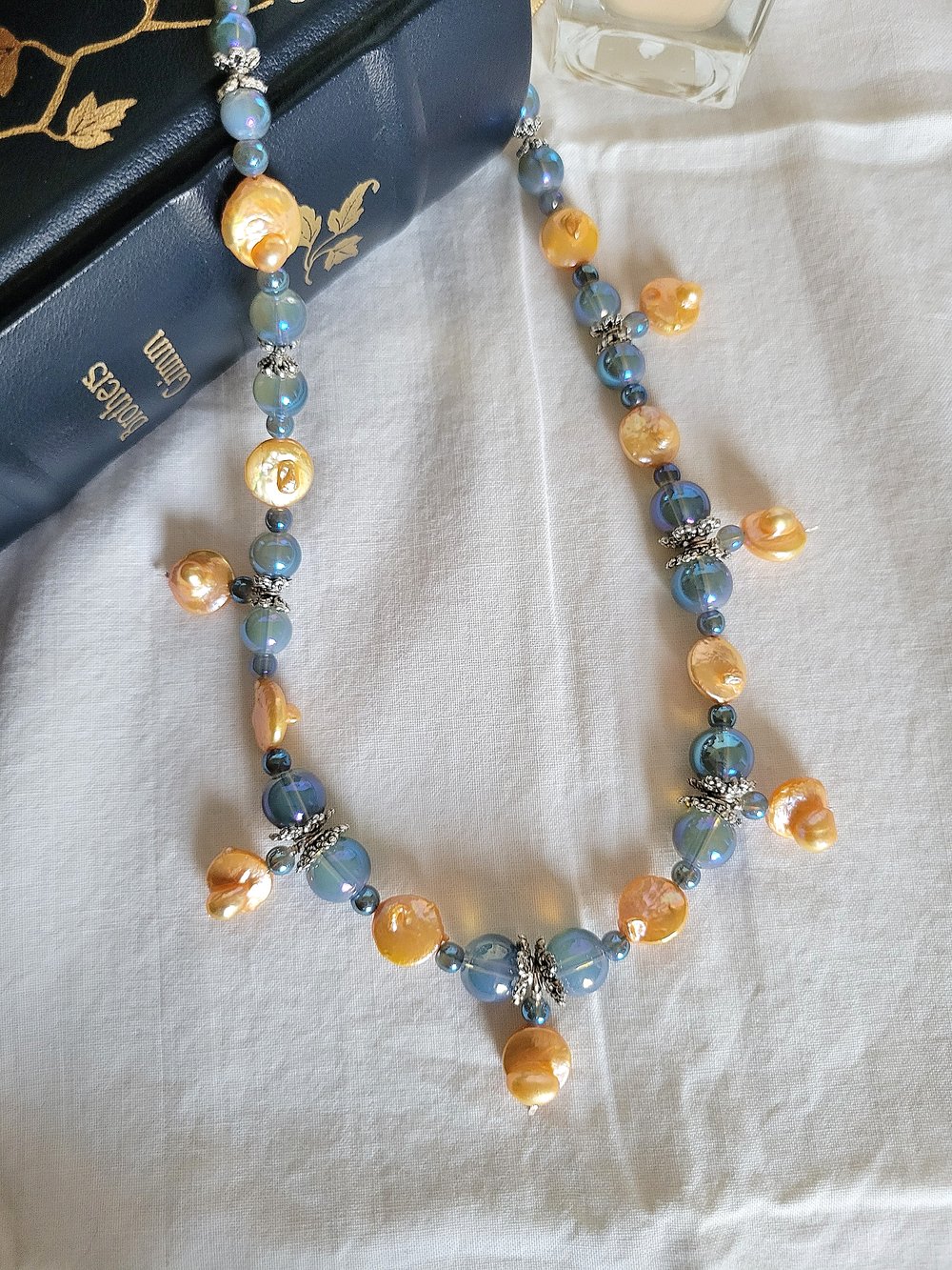 Image of Orange Pearls and Water Bubbles Necklace