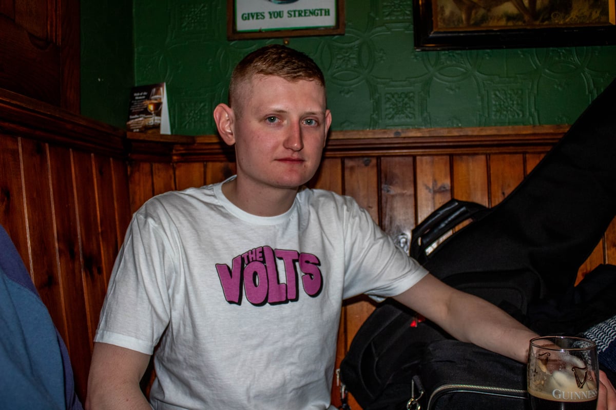 PRE-ORDER NEW VOLTS LOGO TEE - WHITE