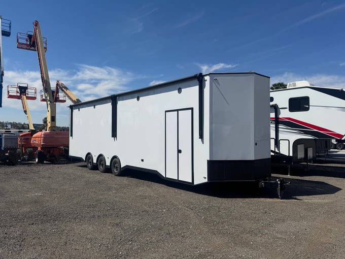 Image of 2026 35'x106''x9'