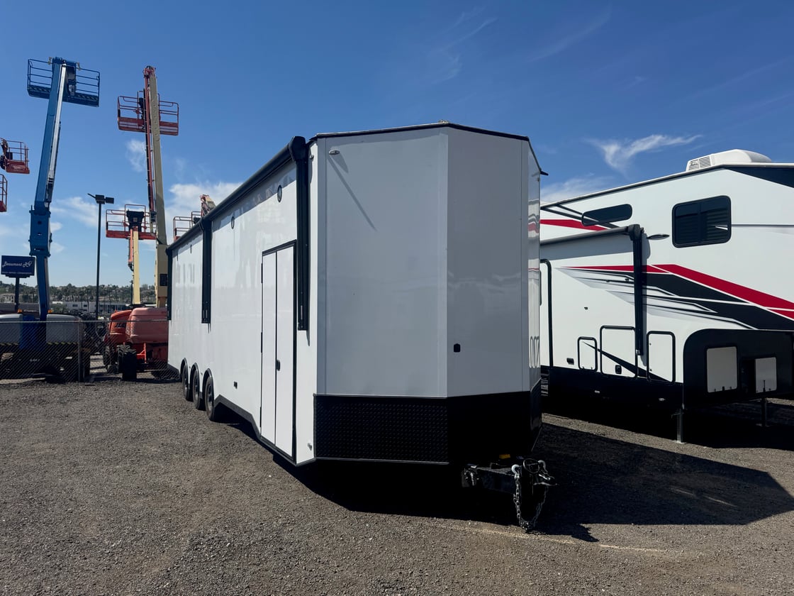 Image of 2026 35'x106''x9'