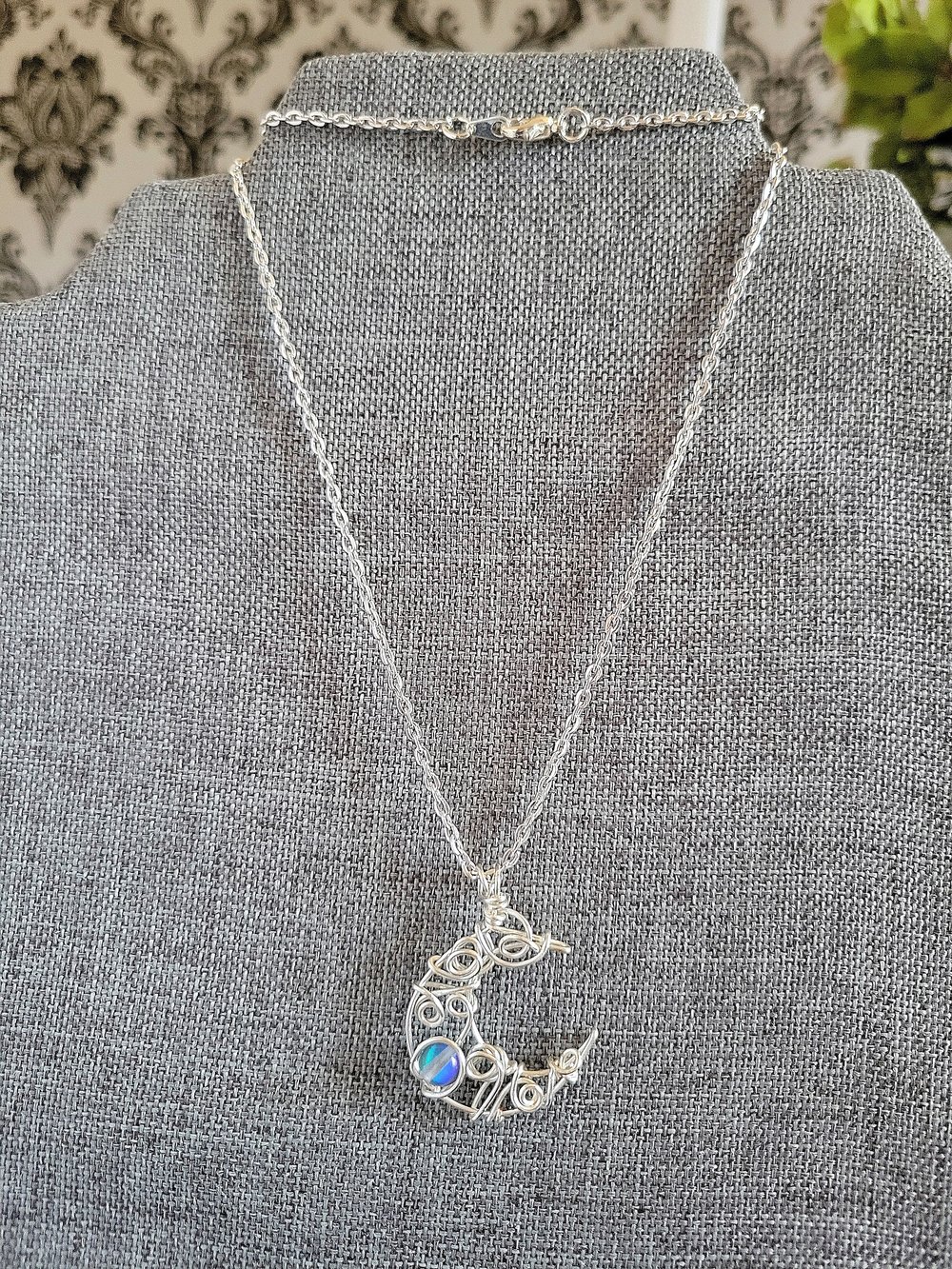 Image of Silver Crescent Moon Pendant Necklace