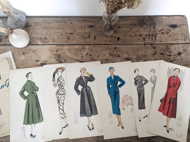 Croquis élégants été 1950. 30 planches Manteaux et tailleurs 
