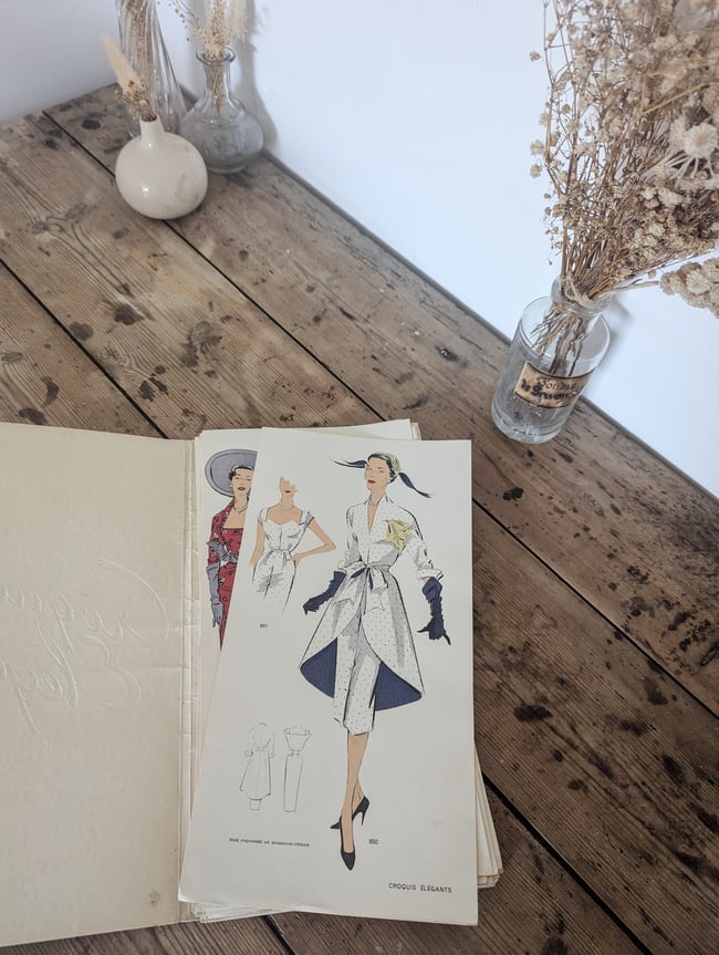 Croquis élégants 29 planches Robes été 1951