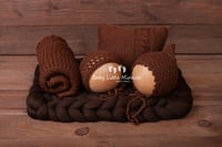 Image 1 of Knitted chocolate set