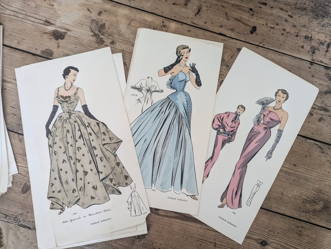 Croquis élégants. 29 planches Robes hiver 1951.