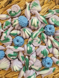 Image 4 of Black Lavender Sea - A Rocky Top Wax Works exclusive custom houseblend fragrance 