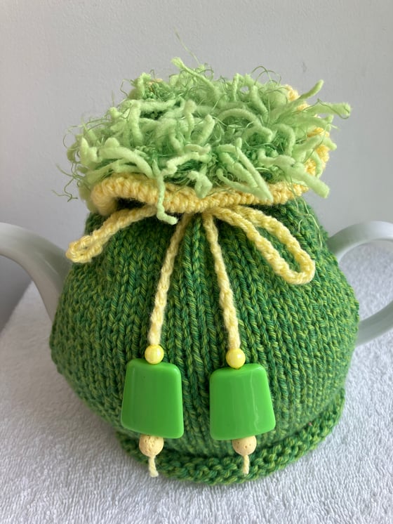 Image of medium LIME GREEN TWEED Go On! tea cosie