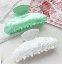 Image 3 of Pearl Marble Hair Claw (jade set)