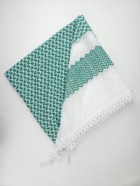 Image 3 of Freedom Green Keffiyeh (Made in Jordan) 