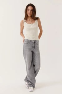 Image 3 of Top Avenza Gris