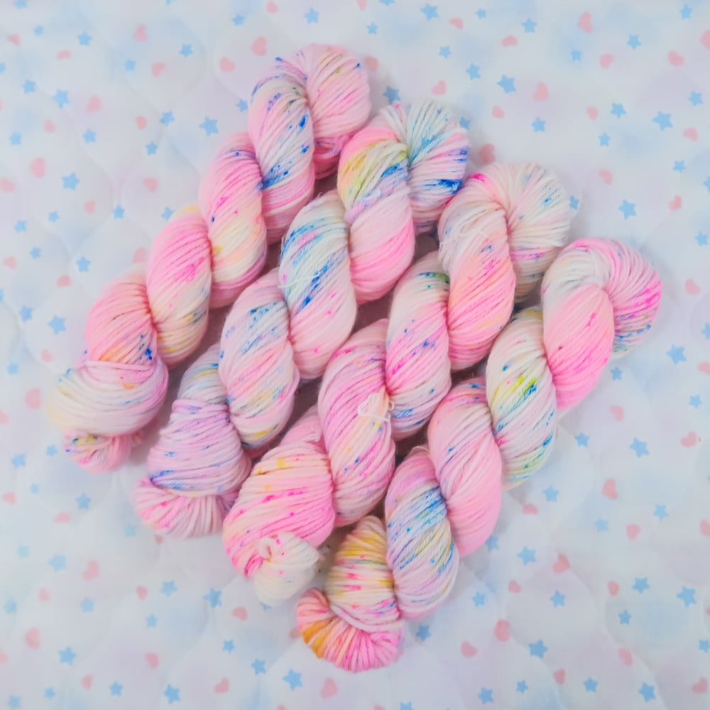 Yarn: Birthday Cake