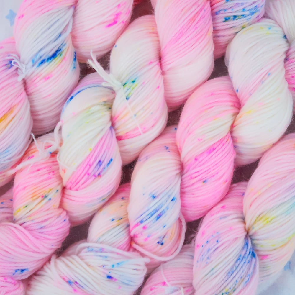 Yarn: Birthday Cake