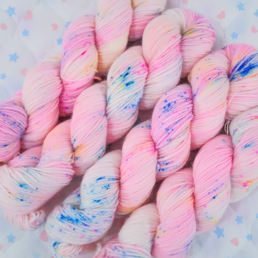 Yarn: Birthday Cake