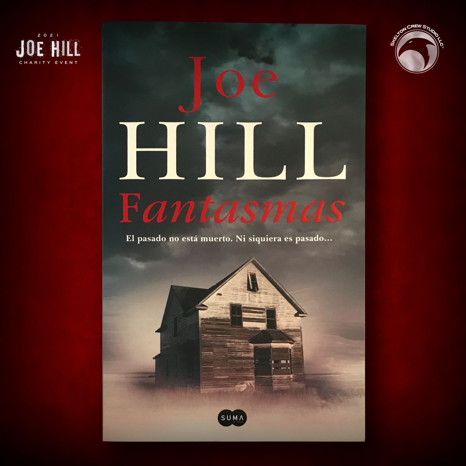 Image of JOE HILL 2026 CHARITY EVENT 106: SIGNED/DOODLED 20th Century Ghosts TPB - Spanish