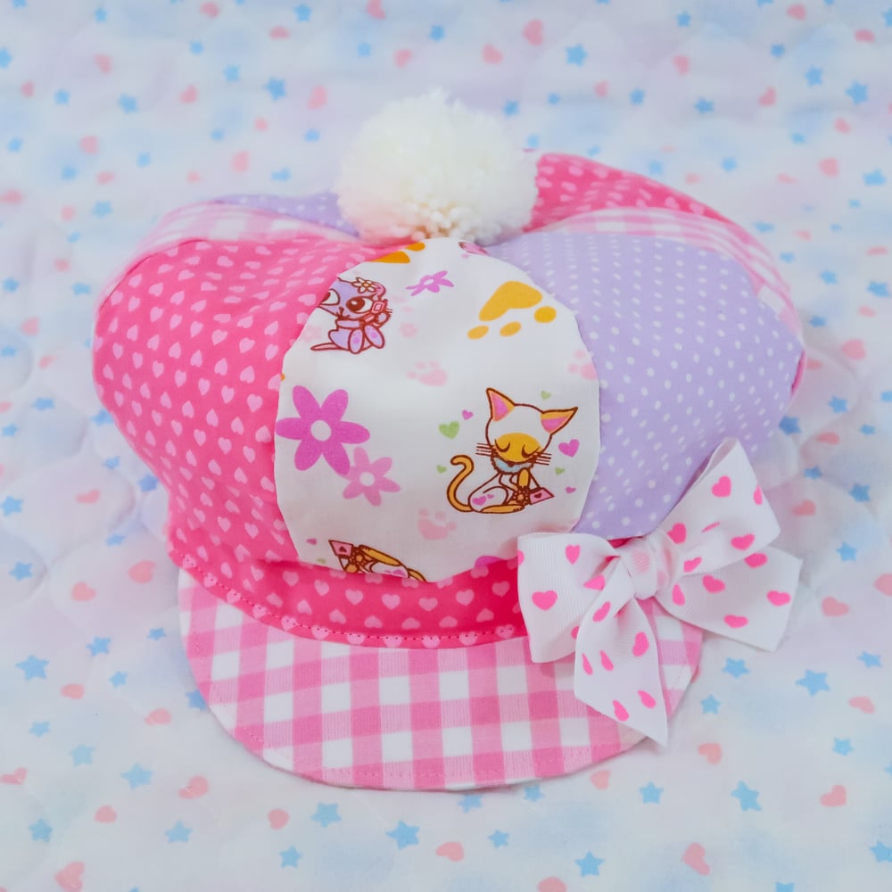 Newsboy Mix Hat: Flower Kitty