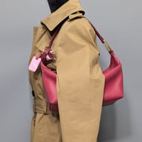 Image 6 of LILLY - CYCLAMEN SE