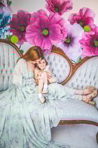 Image 5 of Motherhood mini