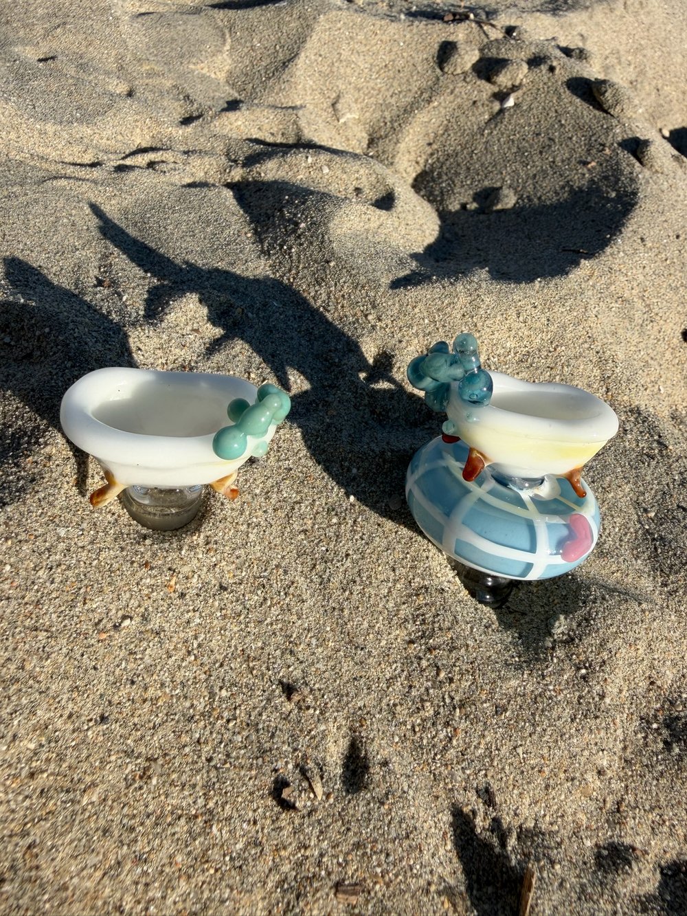 Image of pastel bathroom 