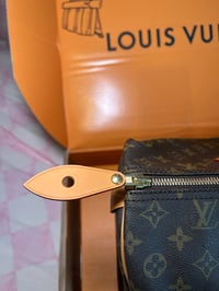 Image 5 of Louis Vuitton Speedy 35 Monogram- LEATHER REPLACED