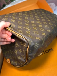 Image 14 of Louis Vuitton Speedy 35 Monogram- LEATHER REPLACED