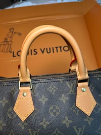 Image 2 of Louis Vuitton Speedy 35 Monogram- LEATHER REPLACED