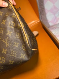 Image 16 of Louis Vuitton Speedy 35 Monogram- LEATHER REPLACED