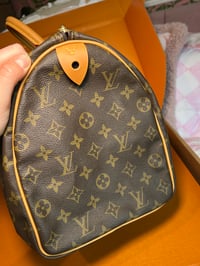 Image 8 of Louis Vuitton Speedy 35 Monogram- LEATHER REPLACED