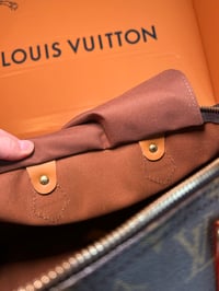 Image 19 of Louis Vuitton Speedy 35 Monogram- LEATHER REPLACED