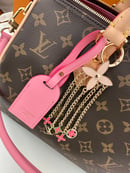 Image 12 of Speedy pink