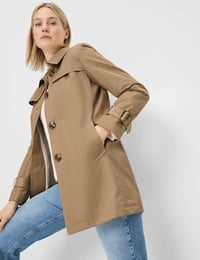 Image 2 of GABARDINA CAMEL FUCHS 