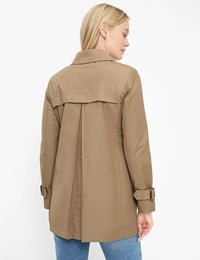 Image 4 of GABARDINA CAMEL FUCHS 