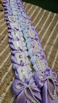 Image 5 of Dental Graduation Lei 