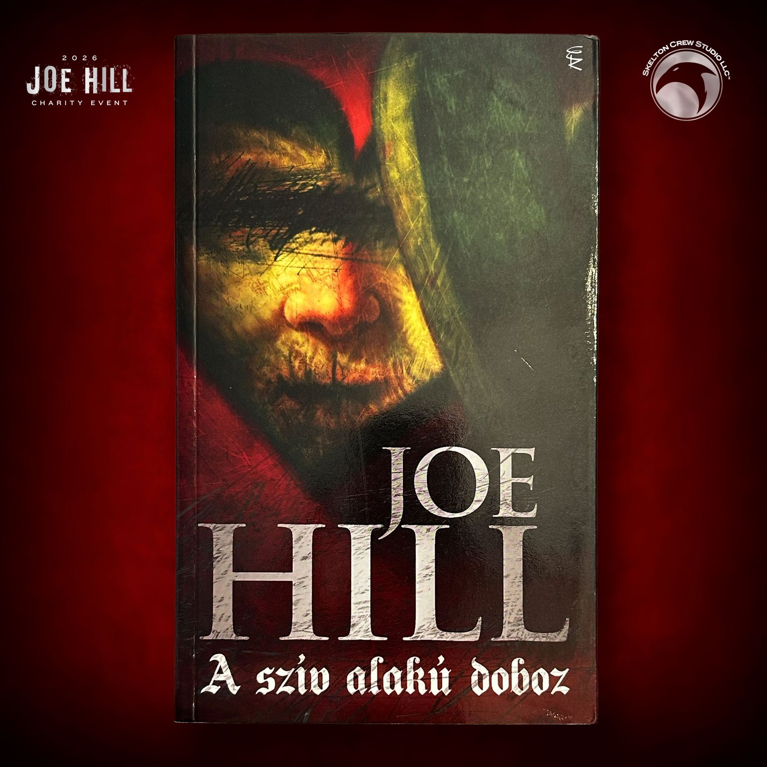 Image of JOE HILL 2026 CHARITY EVENT 109: SIGNED/DOODLED Heart-Shaped Box TPB - Hungarian