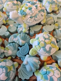 Image 12 of Sea Turtle Sangia-A Rocky Top Wax Works exclusive custom houseblend fragrance 