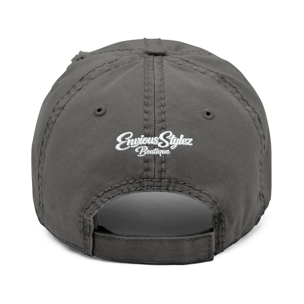 Image of Distressed Dad Hat – 'I'M THE PRIZE' Embroidered Vintage Baseball Cap