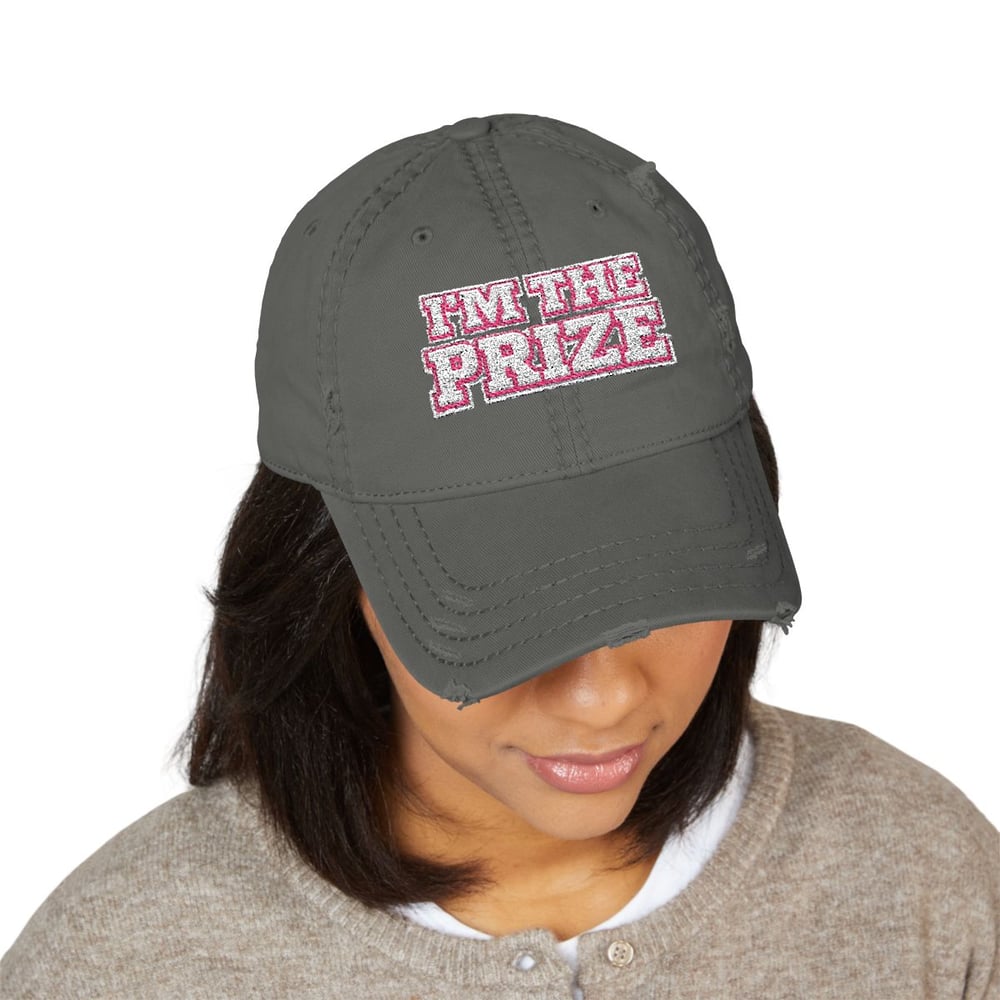 Image of Distressed Dad Hat – 'I'M THE PRIZE' Embroidered Vintage Baseball Cap