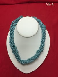 Multi-strand clustered bead design