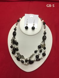 Classic Black & Pearl Elegance Set