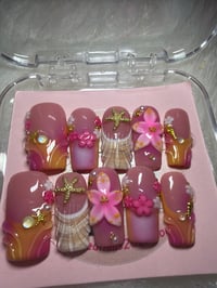 Image 2 of Lovely seashell ( pink ) 