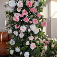 Image 4 of Full Bloom Ceremony Setup