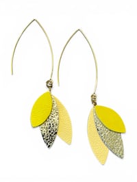 Boucles PLAYA longues jaune