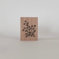 Image 1 of Tampon bois petites fleurs des champs 