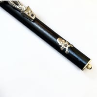 Image 6 of Crucifix ancien Napoléon III bois noirci et métal argenté Christ avec crâne Memento Mori