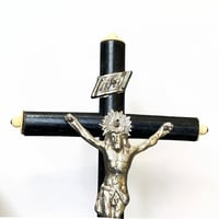 Image 4 of Crucifix ancien Napoléon III bois noirci et métal argenté Christ avec crâne Memento Mori